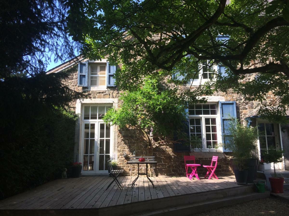 Maison De Vacances, Gite "Le Vieux Logis" A Profondeville Exterior photo
